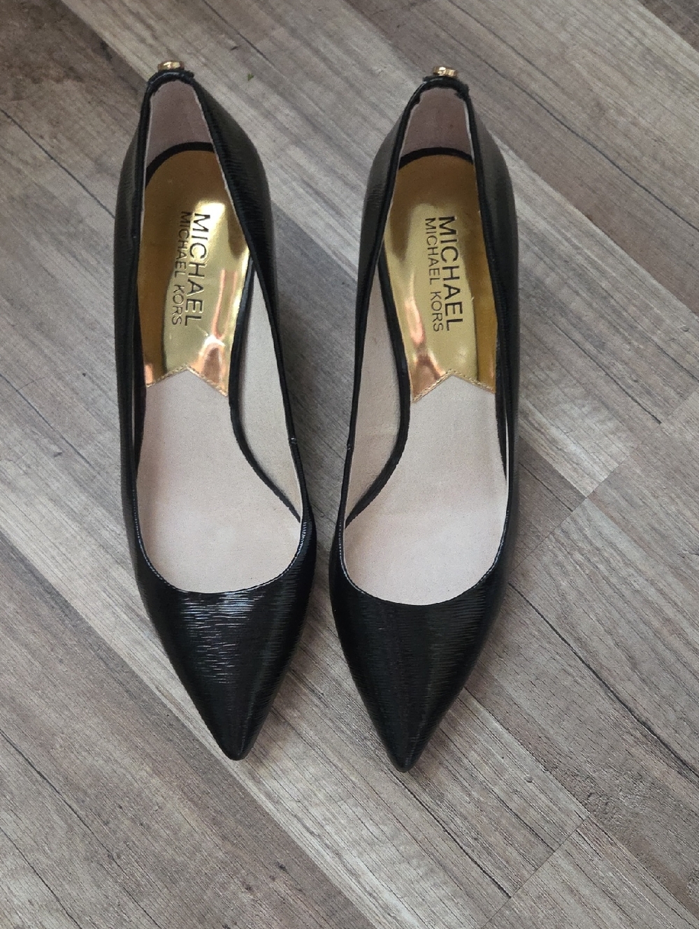 Michael Kors Black Pointed Leather Kitten Heel Pumps